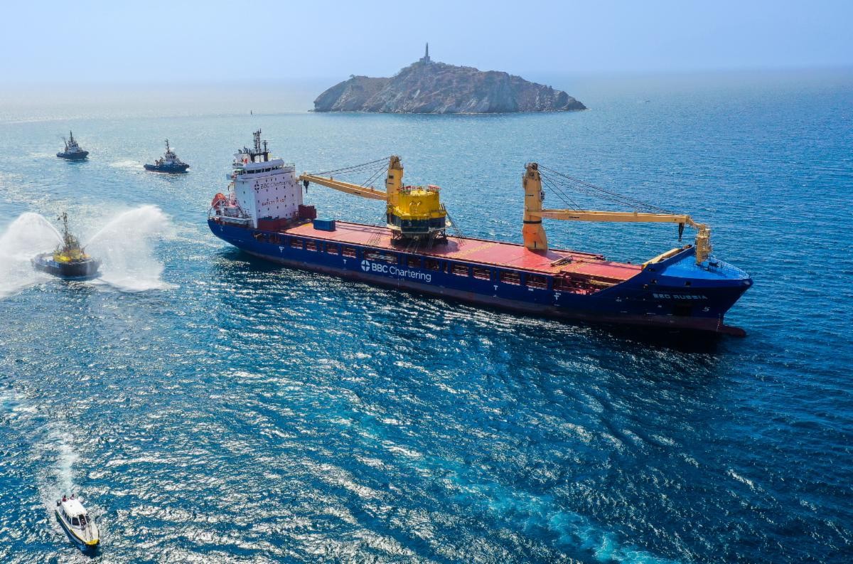 UTC was responsible for a wide range of critical logistics and marine services. This included vessel nomination and chartering, coordination of marine engineering and surveyor approvals, export customs clearance at origin, and full oversight of destination float-off operations. UTC's team also led the development and validation of risk assessments, route surveys, method statements, rigging plans, export documentation, and local agent management.