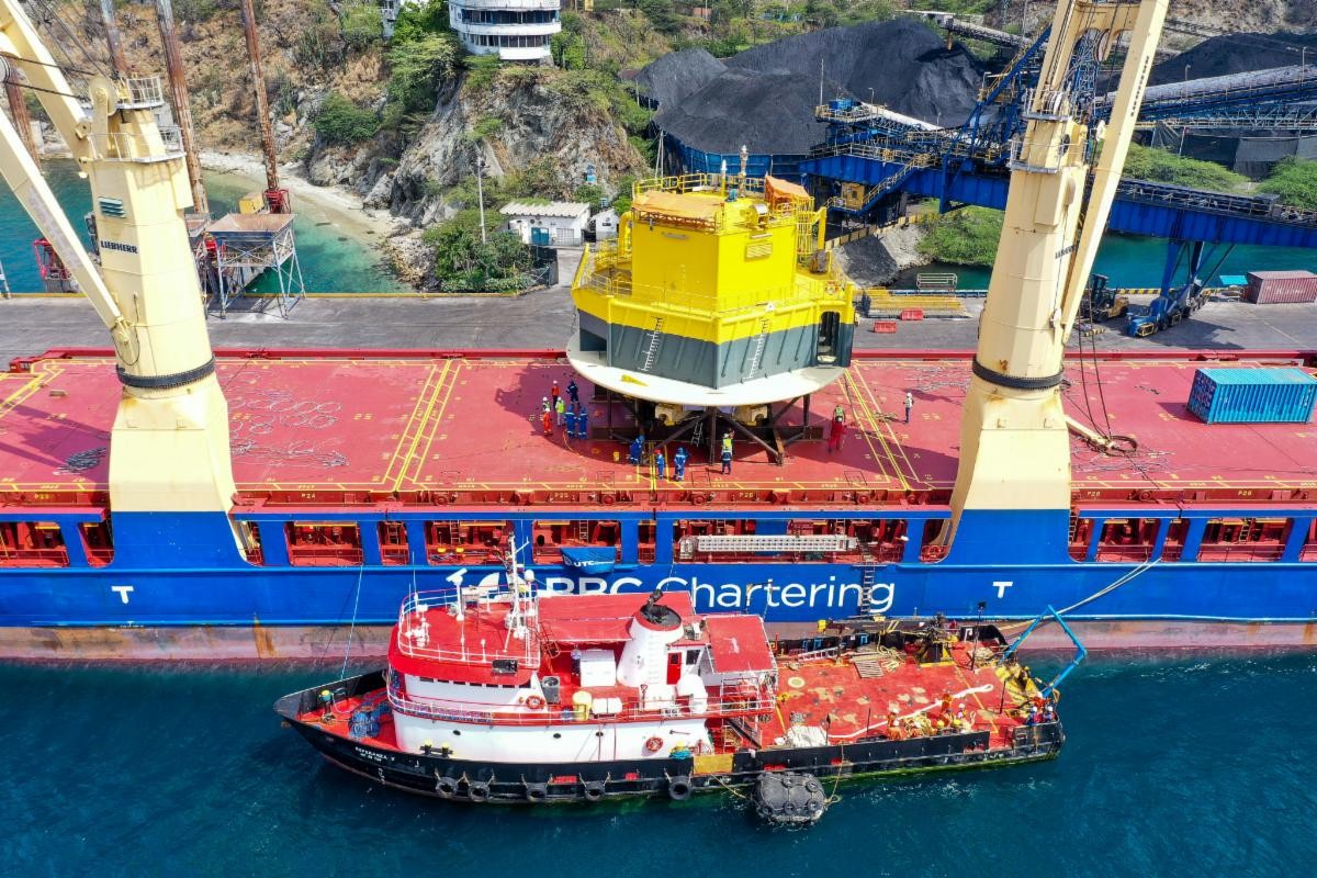 Featured image showing UTC Transporting a Newly Fabricated Single Point Mooring CALM Buoy